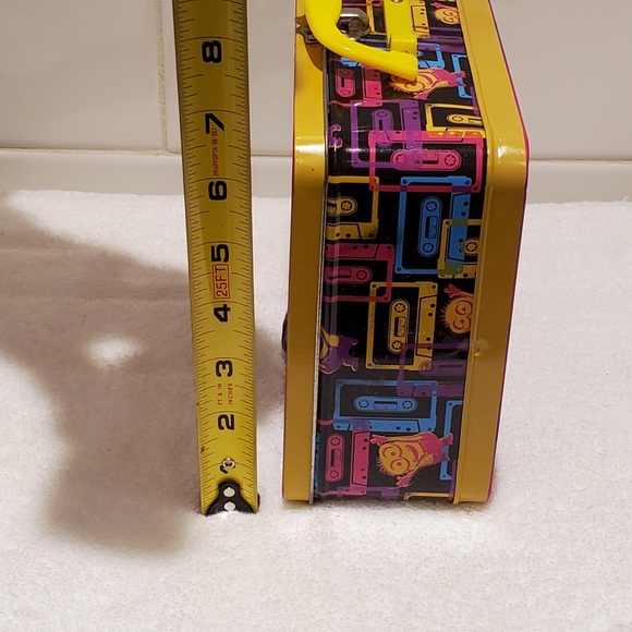 UNIVERSAL PICTURES "BOB" Lunch Box, Tin - Picture 4 of 6